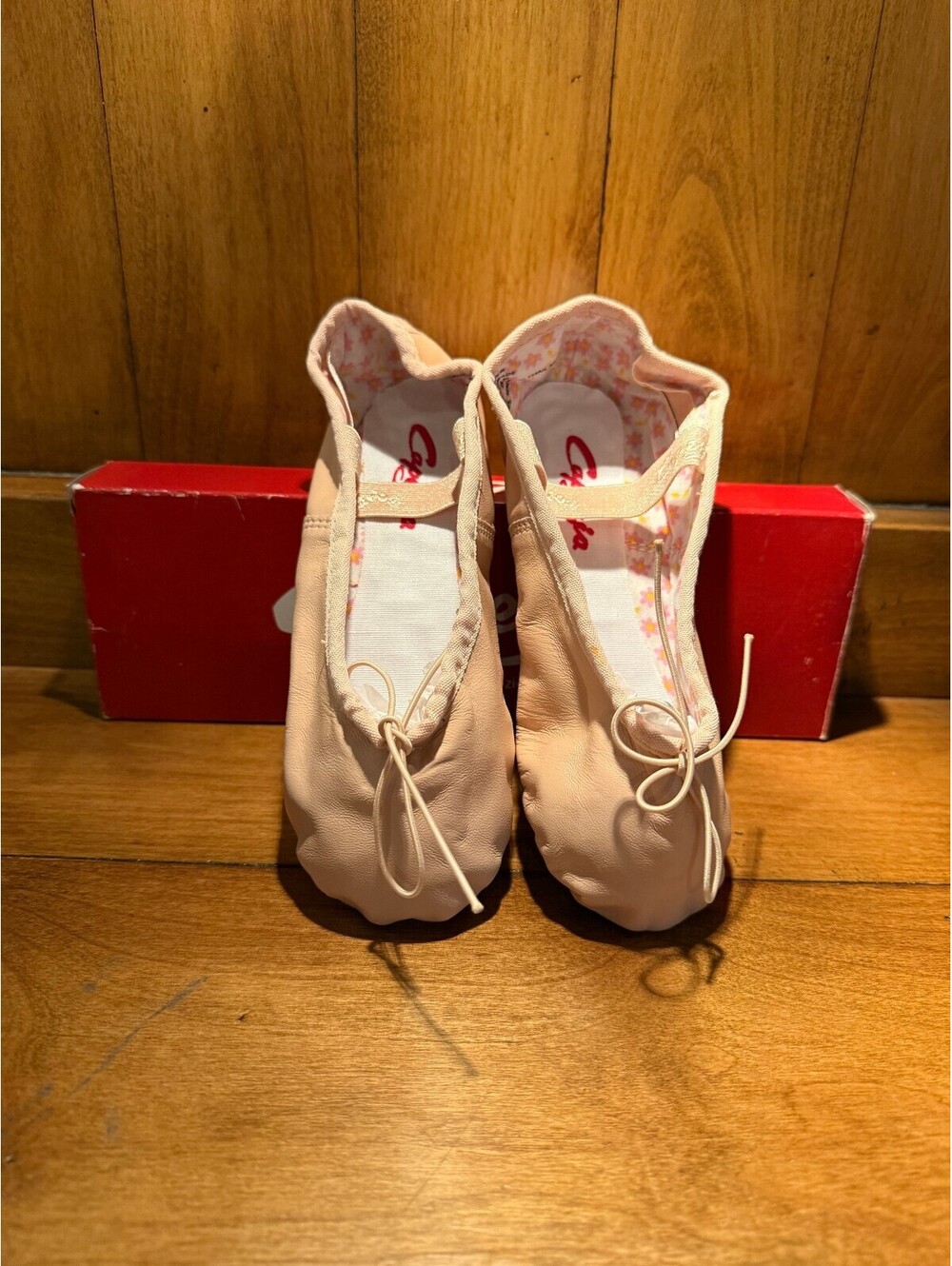 New Capezio Ballet Pink Leather Upper Full Sole Ballet Shoes Youth Size 1 wide